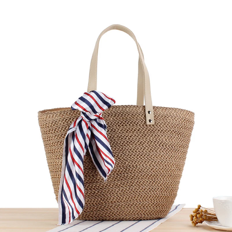 Strohtasche aus geflochtenem Material mit eleganter Schleifendekoration Skanto