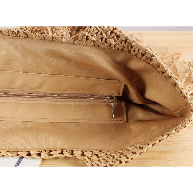 Designer-Strohtasche mit Fransen-Detail Skanto