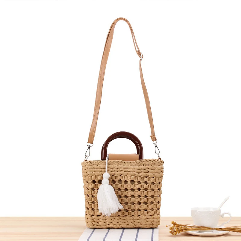 Designer-Handtasche mit stilvollem Holzgriff und praktischem abnehmbarem Schultergurt Skanto