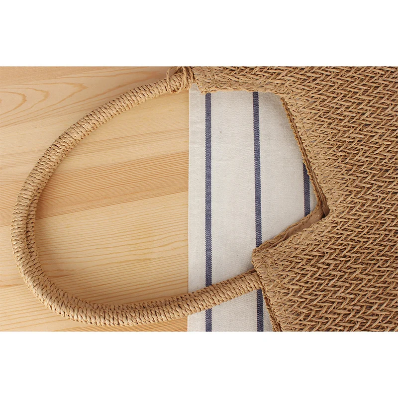Elegante Strohtasche mit praktischen Quasten Skanto