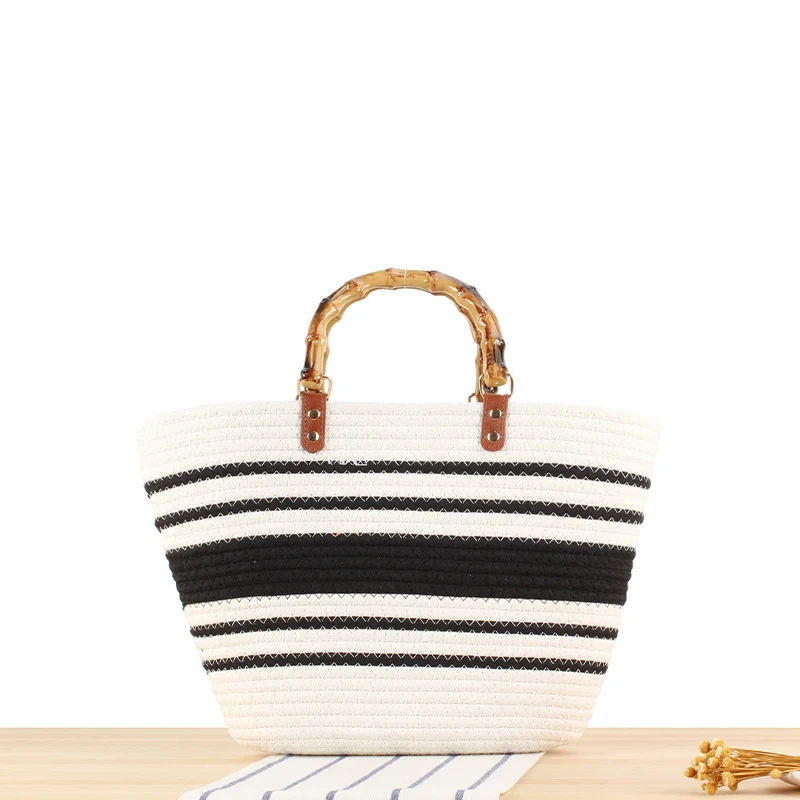 Elegante Korbtasche mit Bambusgriff Skanto