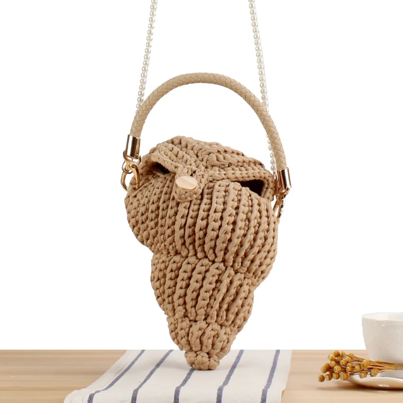Elegante Handtasche im Muschel-Design Skanto