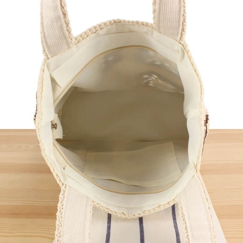 Handtasche mit einzigartigem Blumendesign Skanto