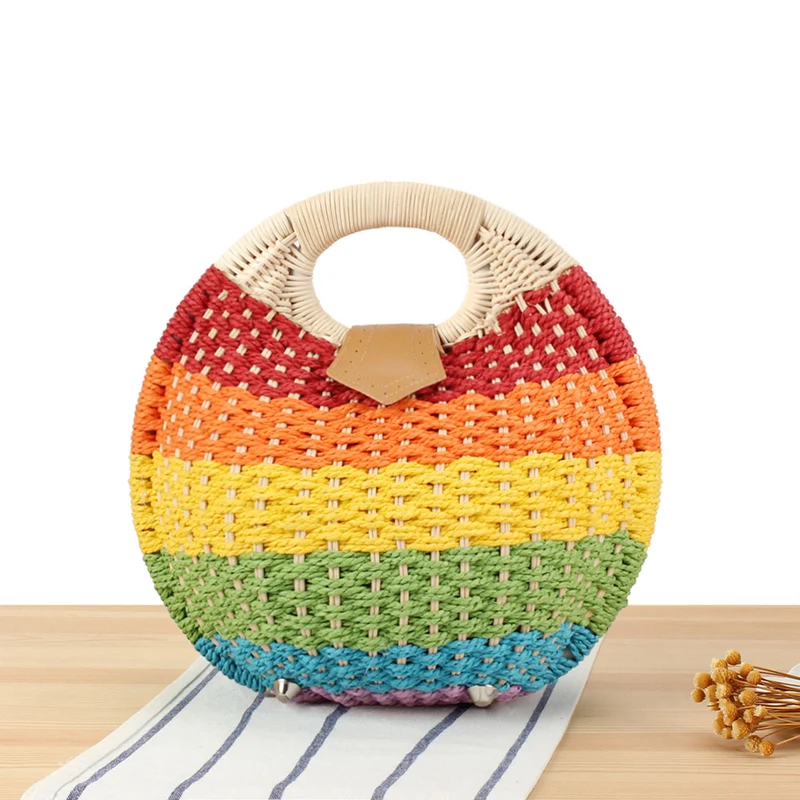 Runde Strohtasche mit elegantem Ledergriff Skanto