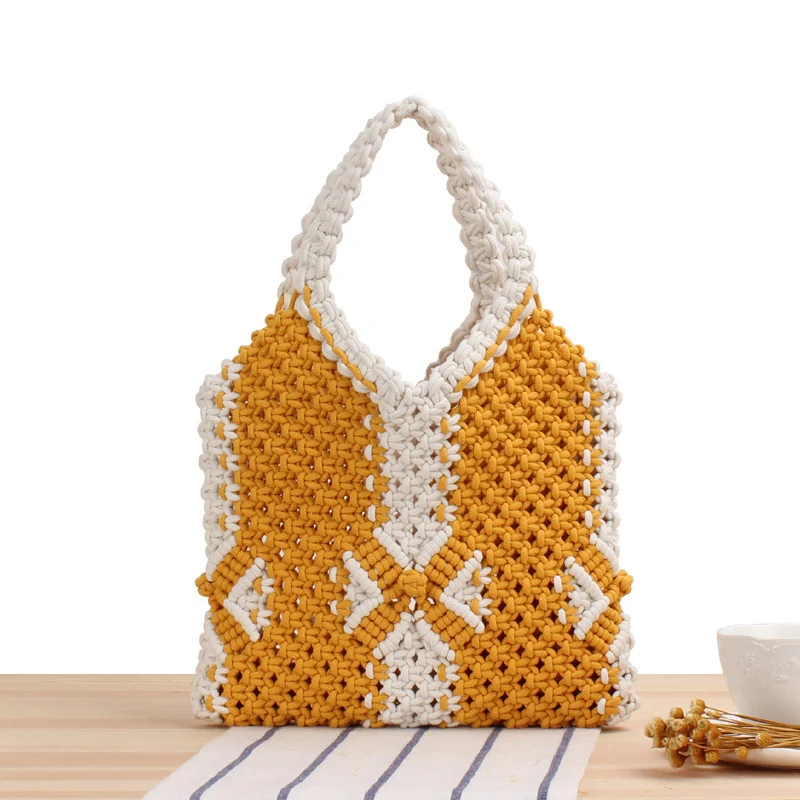 Handgefertigte Makramee-Tasche mit elegantem Design Skanto