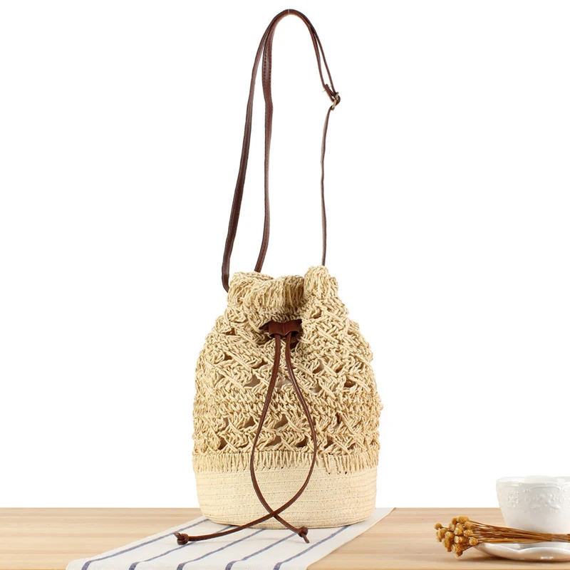 Designer-Rucksack aus Naturgeflecht mit Lederdetails Skanto