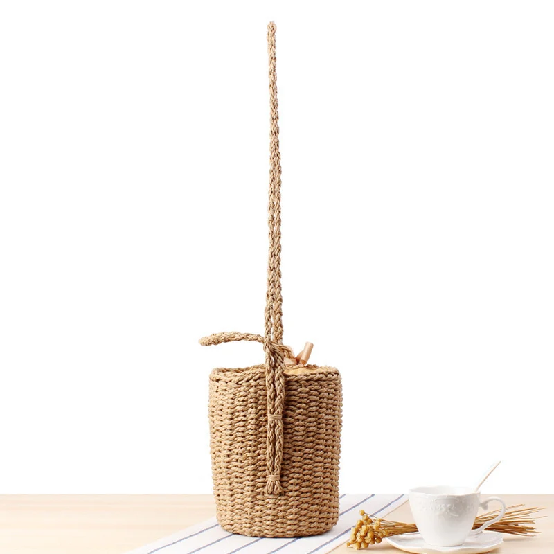 Bezaubernde Handtasche aus geflochtenem Naturmaterial Skanto
