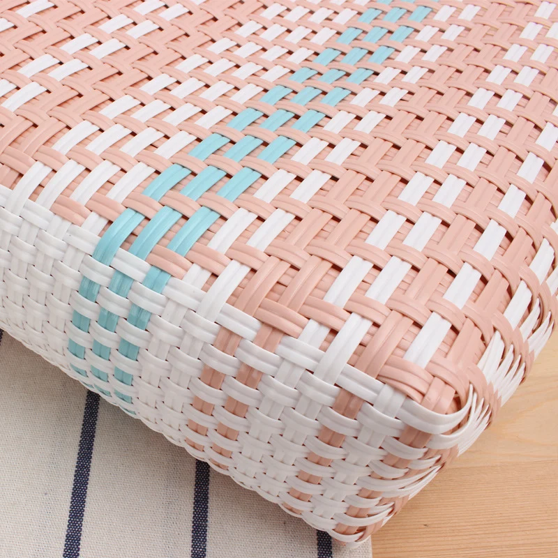 Geflochtene Strandtasche mit modernem Design und bequemen Griffen Skanto