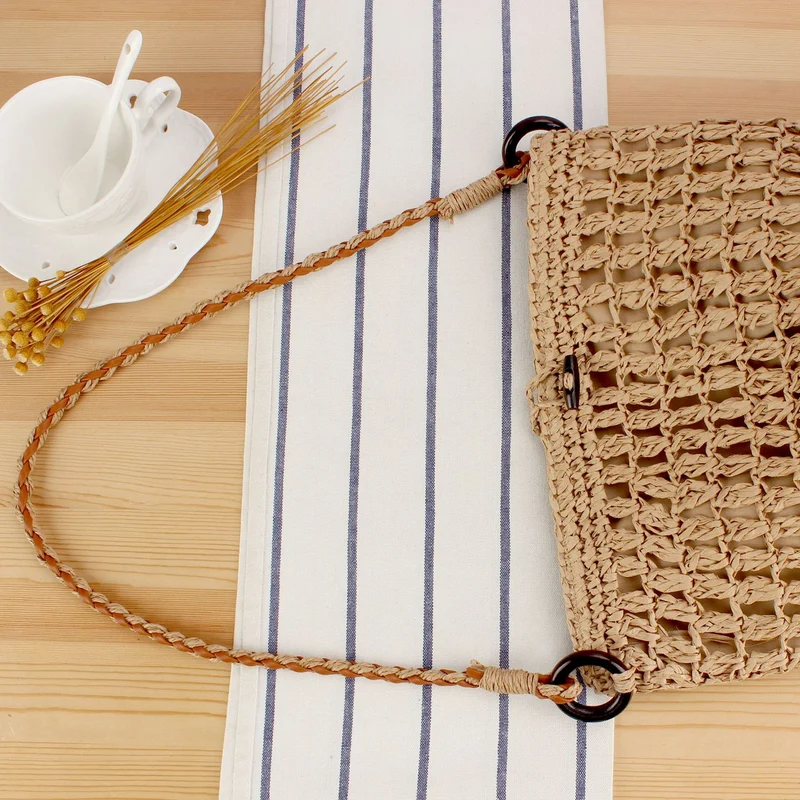 Handgefertigte Häkel-Schultertasche im modernen Design Skanto
