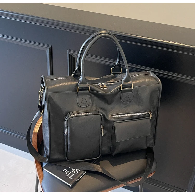 Elegantere Alltags- und Reisetasche mit mehreren Fächern Skanto