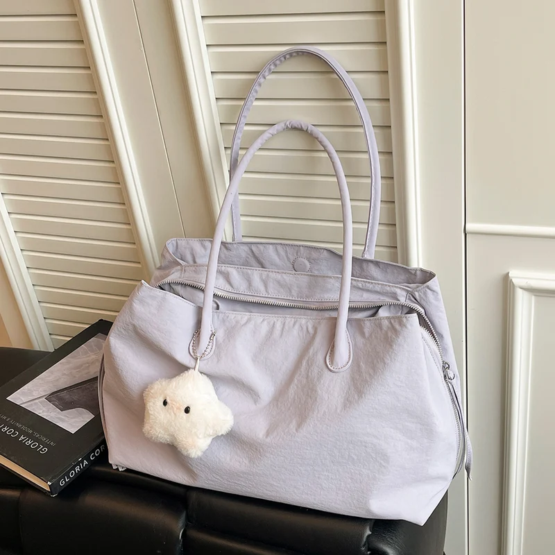 Elegante und multifunktionale Handtasche Skanto
