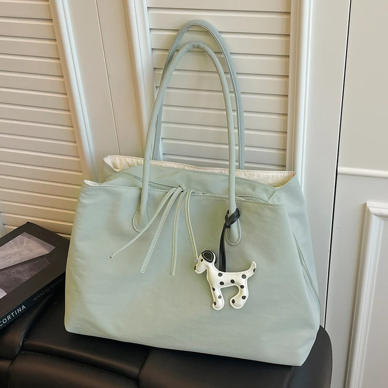 Elegante Handtasche mit praktischem Innenfach Skanto