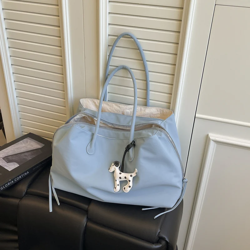 Elegante Handtasche mit praktischem Innenfach Skanto