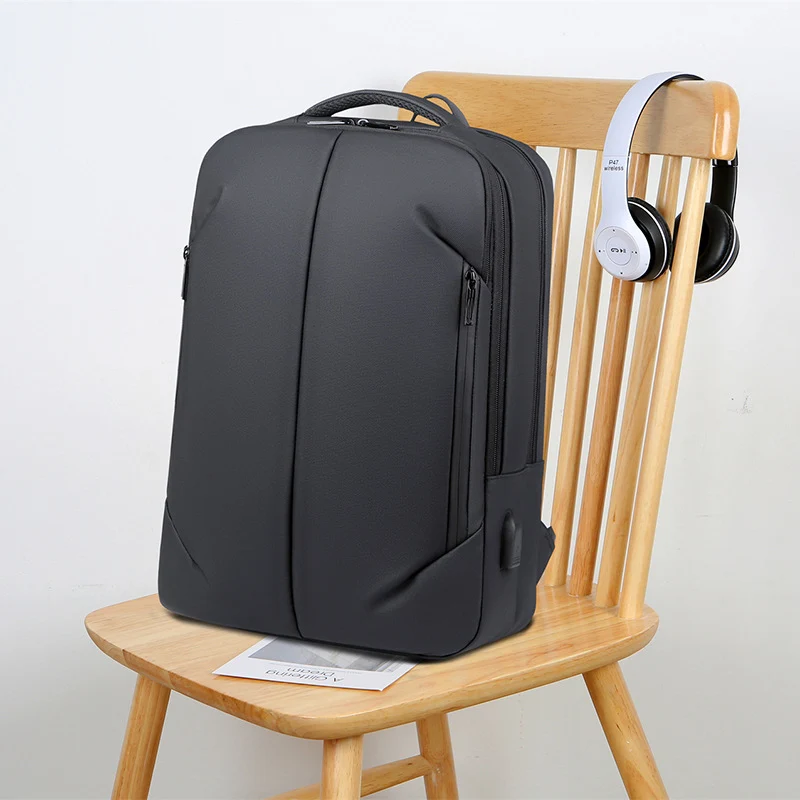 Moderner Laptop-Rucksack Skanto