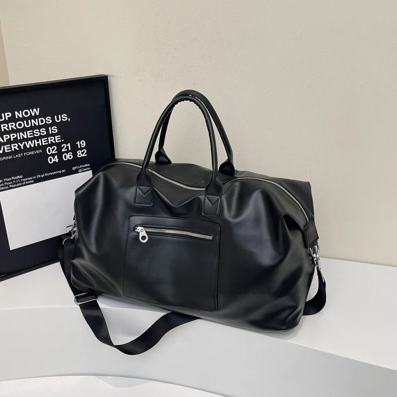Stilvolle Reisetasche mit robustem Design und verstellbarem Schultergurt Skanto