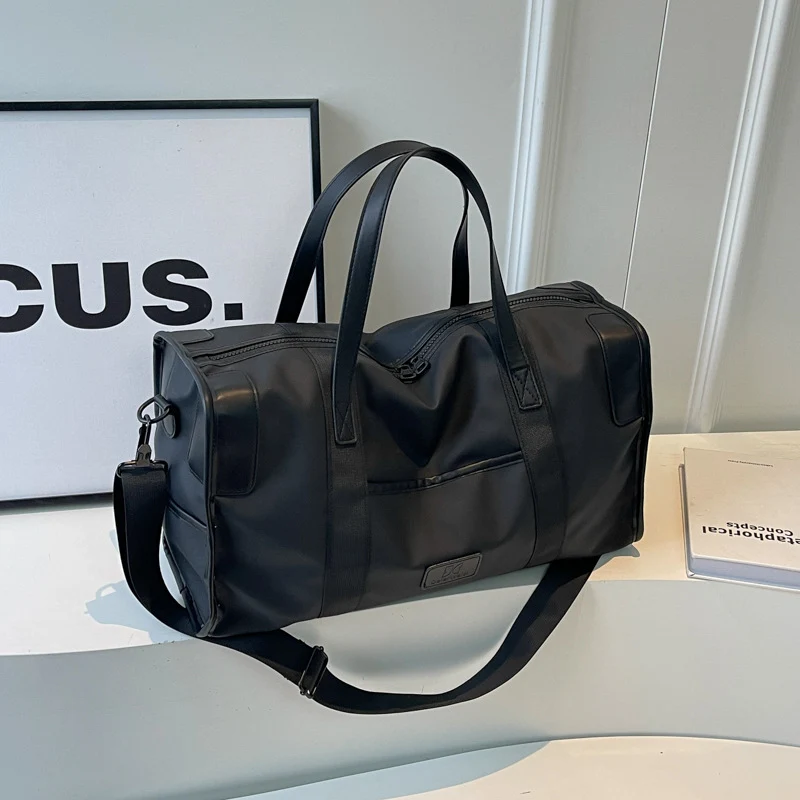 Moderne Sport- und Reisetasche Skanto